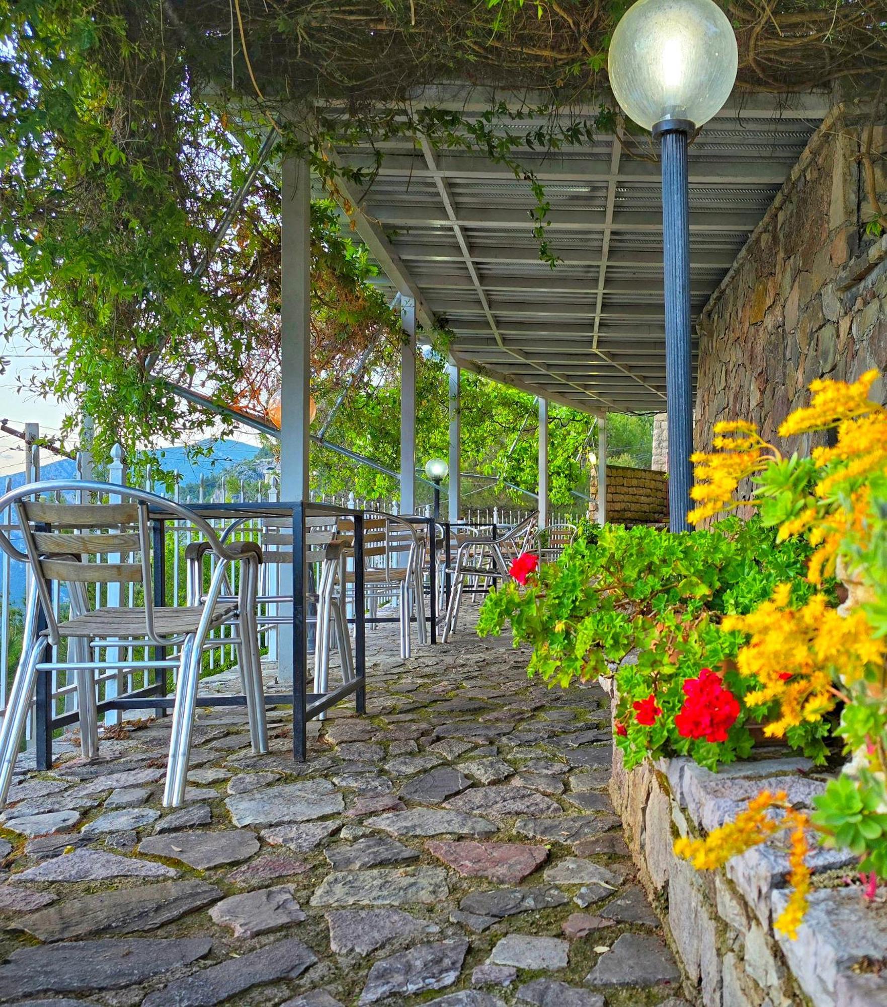 Hotel Pamja E Qyteteve Krujë Exterior foto